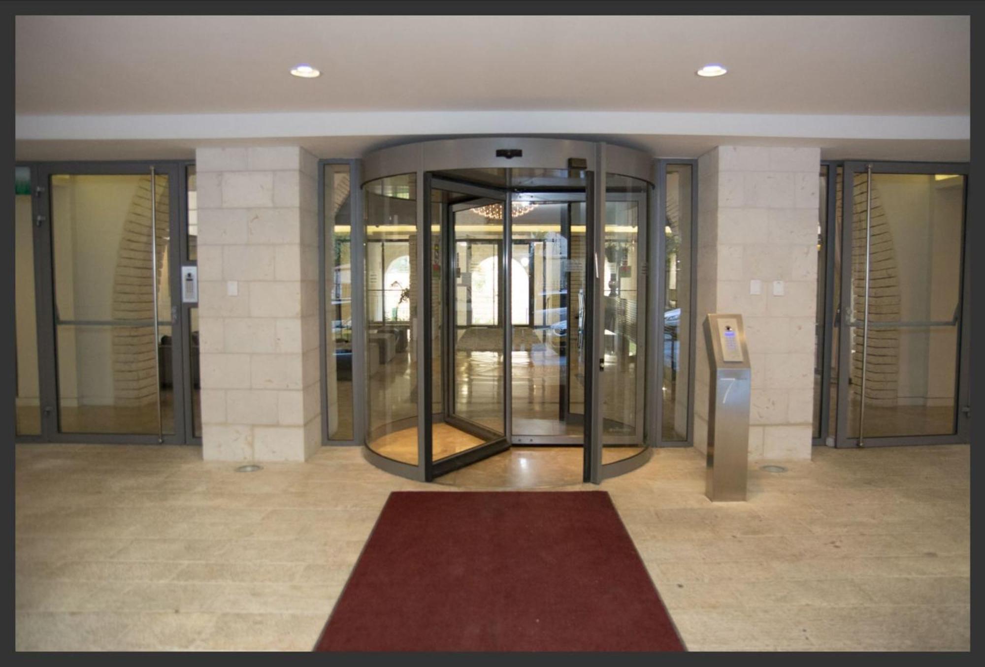ירושלים Kook Isrentals - Aparthotels In City Center מראה חיצוני תמונה
